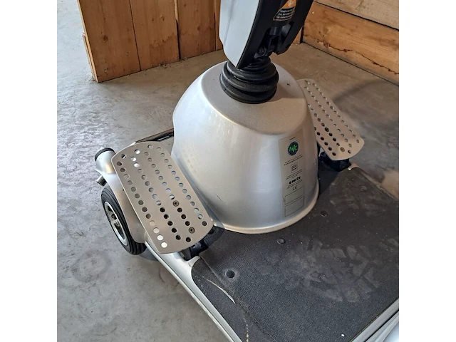 5-wiel scootmobiel, quingo, plus, incl. gidding holiday car scootmobiel-/rolstoelaanhanger - afbeelding 25 van  43