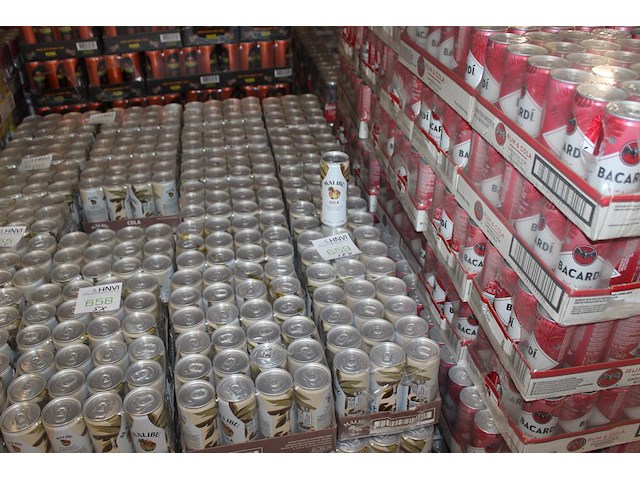 5 x 12 blikken malibu cola 0,25cl. tht 5-2026. bod inclusief statiegeldwaarde van 18 euro. - afbeelding 3 van  3