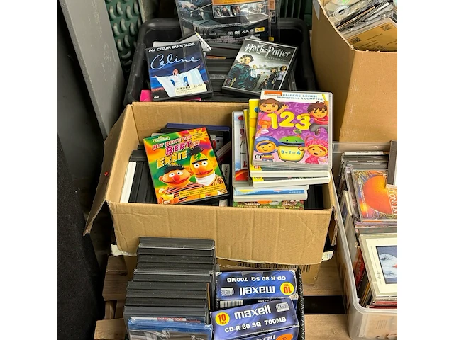 50 dvd's - afbeelding 2 van  2