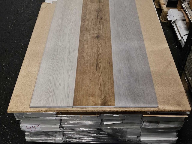 50 m2 mixpallet pvc click vloeren - afbeelding 3 van  3