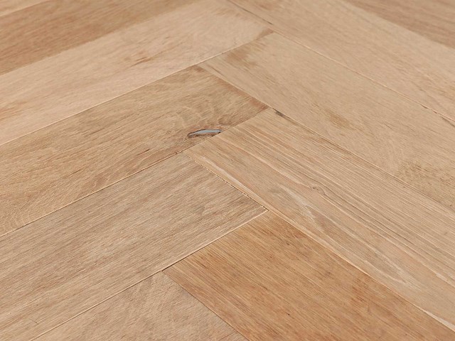 50 m2 parket eiken visgraat onbehandeld mutliplank - 540 x 90 x 14 mm - afbeelding 1 van  4