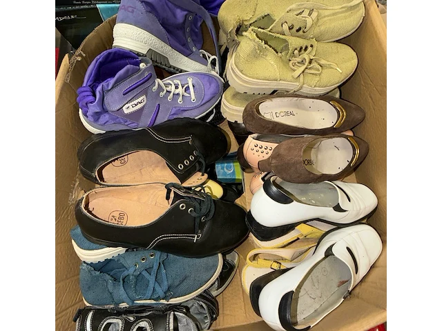 50 paar schoenen - afbeelding 3 van  6