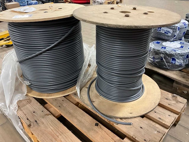 500 m eupen 3g4 re 1kv installatiekabel - afbeelding 2 van  3