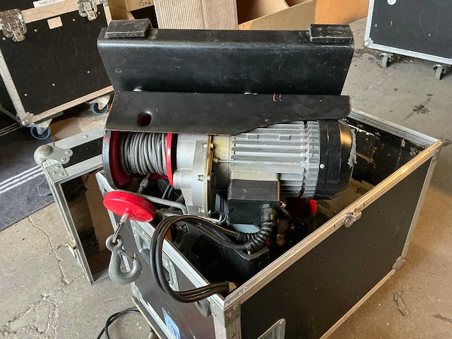 500kg elektrische kabeltakel (2x) - afbeelding 2 van  6