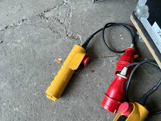 500kg elektrische kabeltakel (2x) - afbeelding 4 van  6