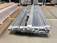 50x composiet hoekprofiel zwart voor gevelbekleding - 280 cm lang - afbeelding 2 van  3