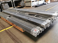 50x composiet hoekprofiel zwart voor gevelbekleding - 280 cm lang - afbeelding 3 van  3