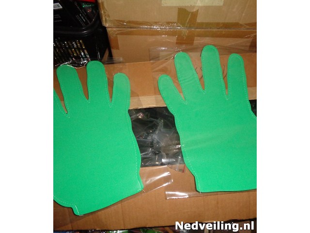 50x foamhand groen - afbeelding 3 van  3