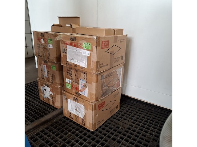 50x led trafo, mean well, elg-150-36a - afbeelding 2 van  4