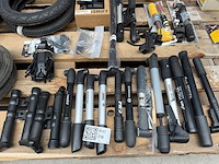 50x racefiets onderdelen en accessoires w.o. michelin, batavus - afbeelding 2 van  7