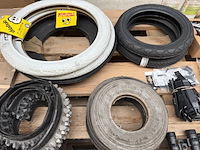 50x racefiets onderdelen en accessoires w.o. michelin, batavus - afbeelding 5 van  7