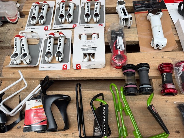 50x racefiets onderdelen w.o. stuurpennen w.o. bontrager, cube, ritchey - afbeelding 8 van  16