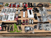 50x racefiets onderdelen w.o. stuurpennen w.o. bontrager, cube, ritchey - afbeelding 1 van  16