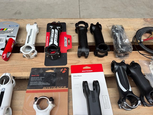 50x racefiets onderdelen w.o. stuurpennen w.o. bontrager, cube, ritchey - afbeelding 15 van  16
