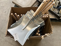 50x stofblik metaal verzinkt met houten handvat - afbeelding 2 van  4