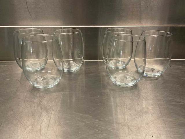 (50x) vicrila hostelvia syrah doos à 6 stuks - glas 35 cl - afbeelding 5 van  12