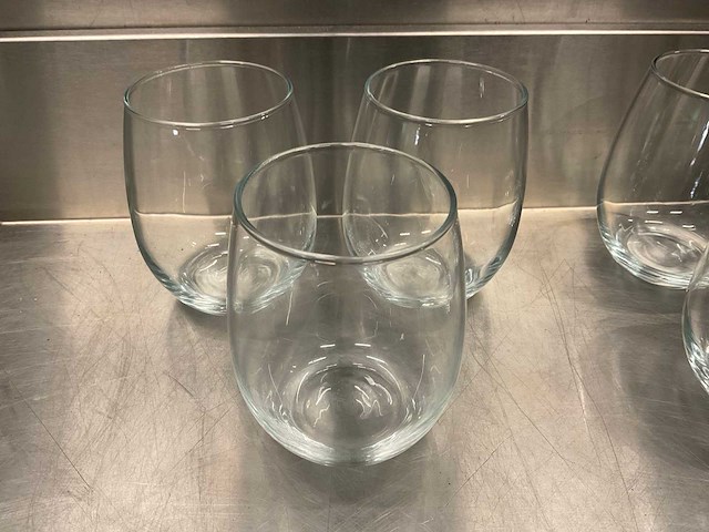 (50x) vicrila hostelvia syrah doos à 6 stuks - glas 35 cl - afbeelding 12 van  12