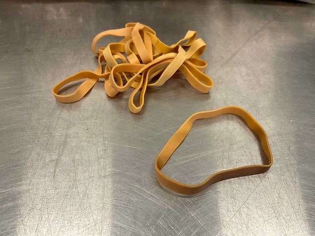 (50x) zak post elastieken (à 330 stuks) - afbeelding 1 van  3