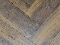 51 m2 visgraat laminaat - 628 x 157 x 10 mm - afbeelding 1 van  3