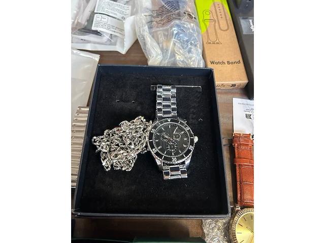 51x horloges en horloge accessoires w.o. ticwatch, poedagar, selencia - afbeelding 3 van  16