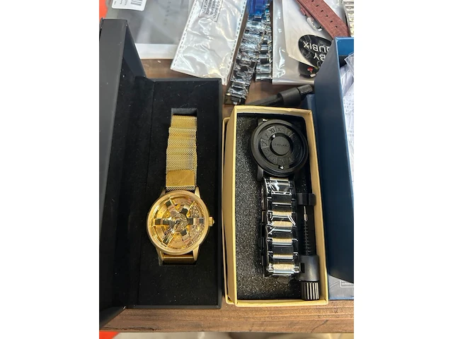 51x horloges en horloge accessoires w.o. ticwatch, poedagar, selencia - afbeelding 4 van  16