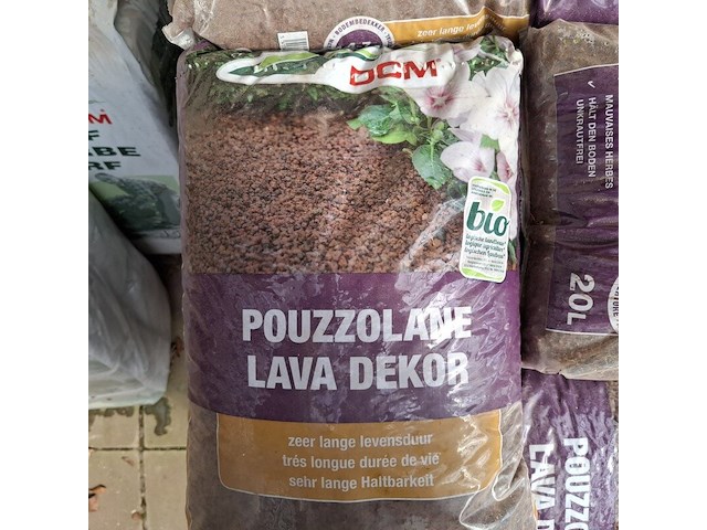 53x zak pouzzolane lava dekor a 20 liter dcm - afbeelding 2 van  5