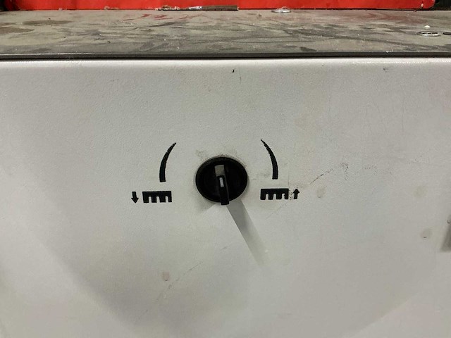 5508px papiersnijmachine - afbeelding 9 van  10