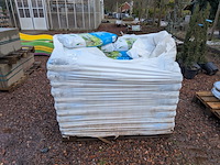 55x zak vijverpotgrond a 20 liter dcm - afbeelding 1 van  6