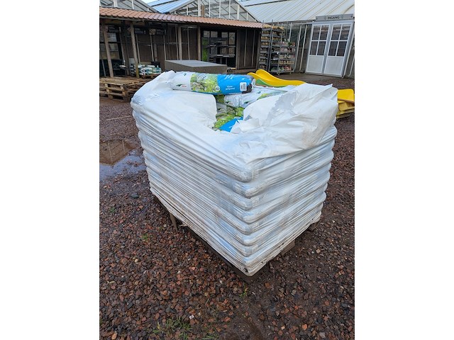 55x zak vijverpotgrond a 20 liter dcm - afbeelding 2 van  6