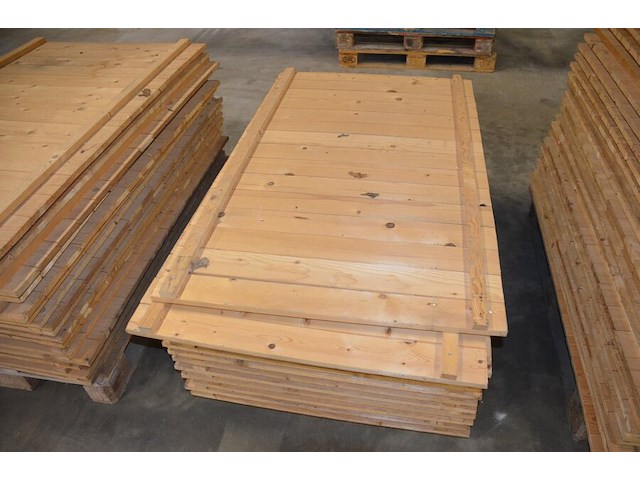 56 houten leggers palletrek afm. 134x86 - afbeelding 2 van  6