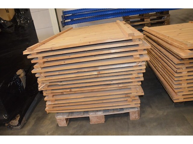 56 houten leggers palletrek afm. 134x86 - afbeelding 6 van  6
