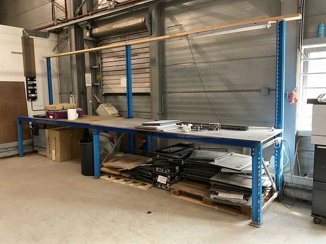575x104cm werktafel - afbeelding 1 van  4