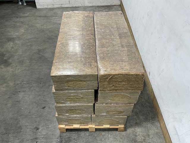 57,6m² swiss absorber steenwol isolatieplaat 1200x400x18mm - afbeelding 3 van  7
