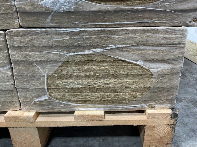 57,6m² swiss absorber steenwol isolatieplaat 1200x400x18mm - afbeelding 3 van  5