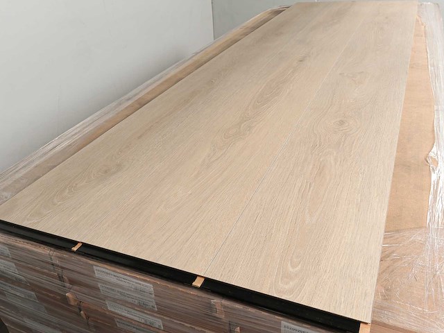 58 m2 laminaat xl plank berry alloc - 2410 x 241 x 12,3 mm - afbeelding 3 van  4