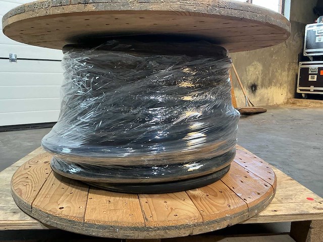 58 meter 5g35 neopreen koperen kabel op spoel - afbeelding 2 van  5