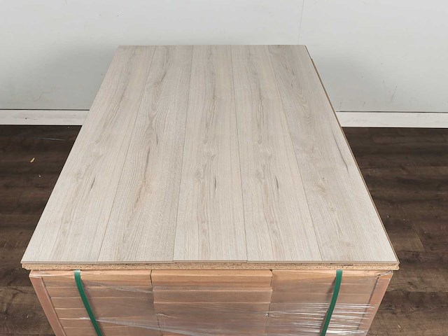 59 m2 laminaat plank watervast - 1383 x 193 x 10 mm - afbeelding 3 van  4