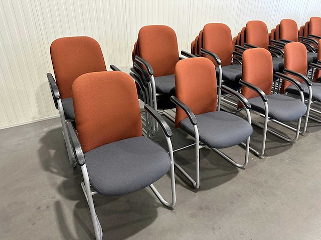 59 vergaderstoelen - afbeelding 5 van  7