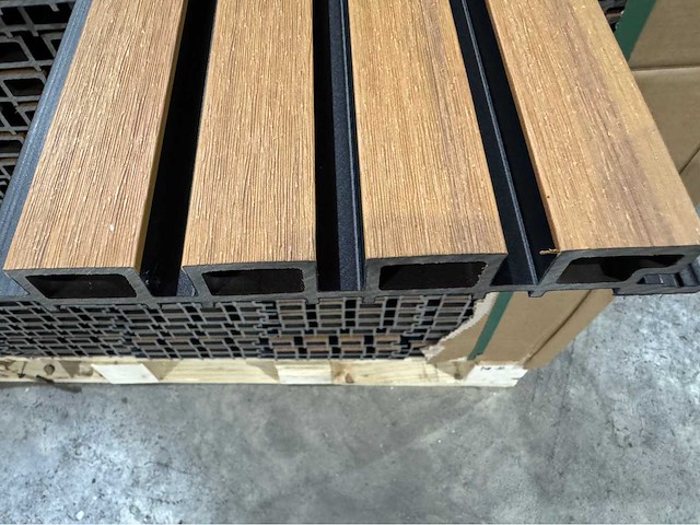 5g teak composiet gevel paneel bij (240x) - afbeelding 18 van  33