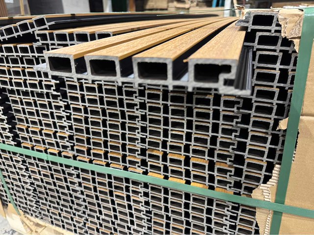 5g teak composiet gevel paneel bij (240x) - afbeelding 24 van  33