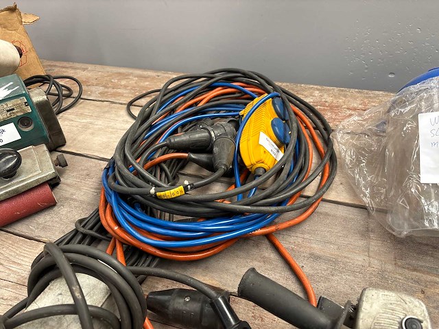 5x 220v verlengkabels - afbeelding 2 van  2