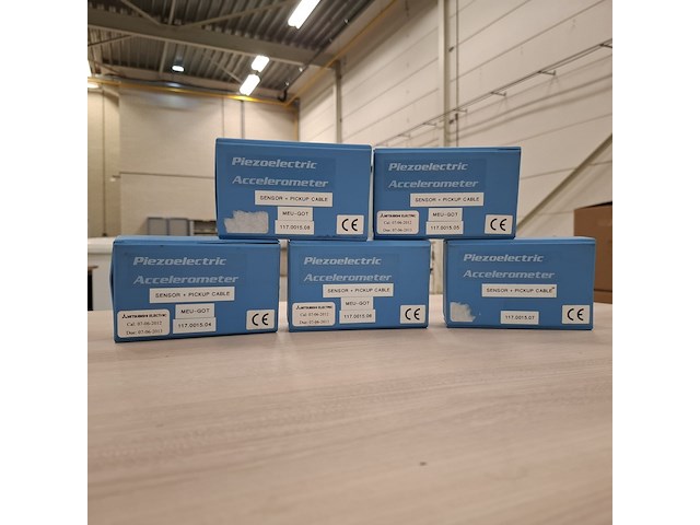 5x accelerometer - afbeelding 1 van  12