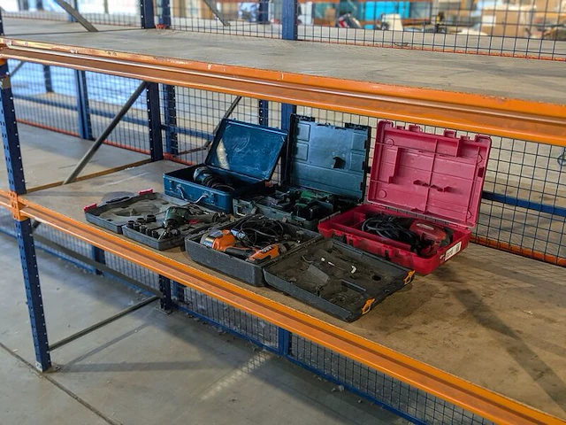 5x accu- en elektrisch handgereedschap, makita, hitachi, keyang, parkside en aeg - afbeelding 1 van  11