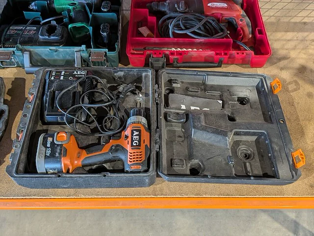 5x accu- en elektrisch handgereedschap, makita, hitachi, keyang, parkside en aeg - afbeelding 4 van  11
