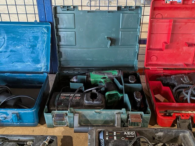 5x accu- en elektrisch handgereedschap, makita, hitachi, keyang, parkside en aeg - afbeelding 7 van  11