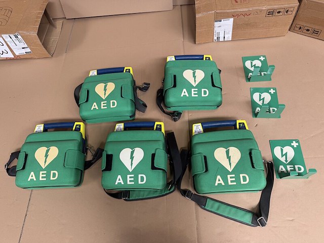 5x aed, cardiac science / aivia, powerheart aed g3 - afbeelding 12 van  12