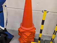 5x afzetpaal met ketting en 8x pion - afbeelding 5 van  5