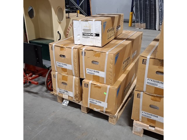 5x airco binnen unit, daikin, wit - afbeelding 1 van  6