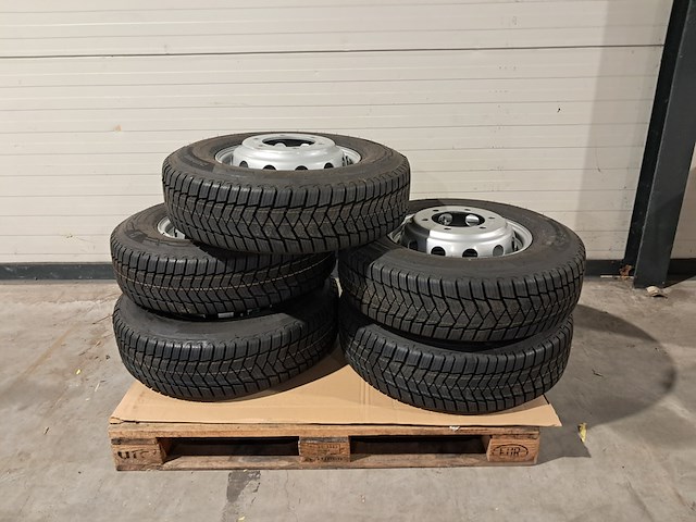 5x all season banden met velg, bridgestone, duravis all season 225/75 r16 c - afbeelding 1 van  10