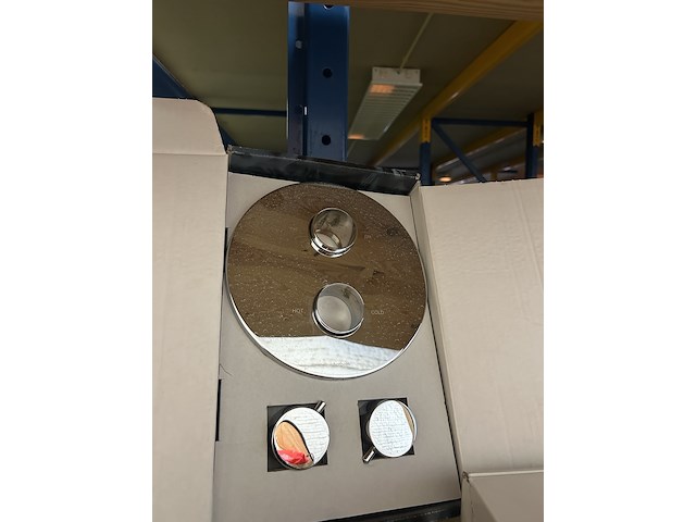 5x badkamer/sanitair accessoires en toebehoren w.o. hotbath - afbeelding 2 van  5